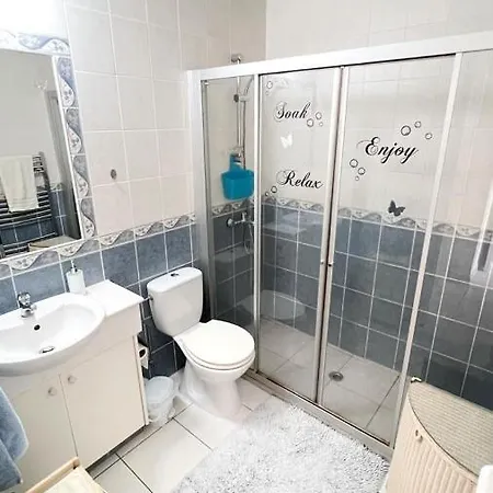 Anthea Gardens Apartment Paphos Buitenkant foto